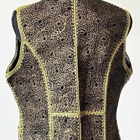 Vintage, black, green and gold leather vest - Picture 6 of 7